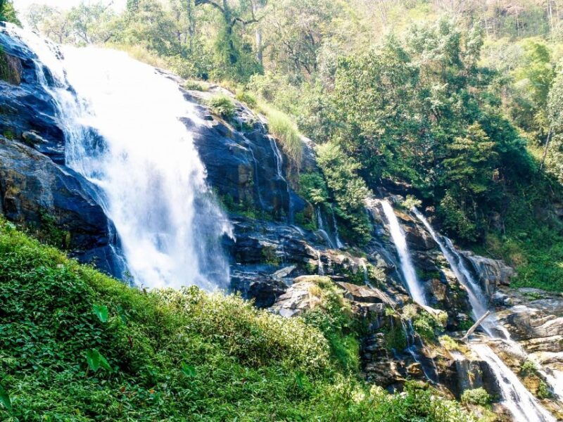 chiang-mai-doi-inthanon-waterfalls-tribal-villages-tour