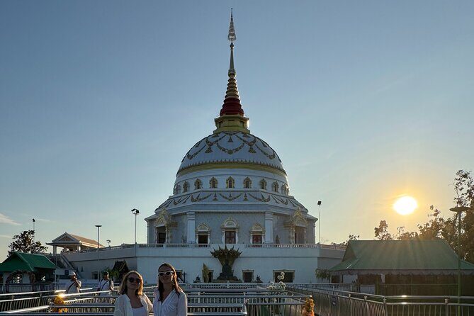 Chiang Mai Doi Saket Temple Sunset Tour with Transport - Who Should Consider This Tour?