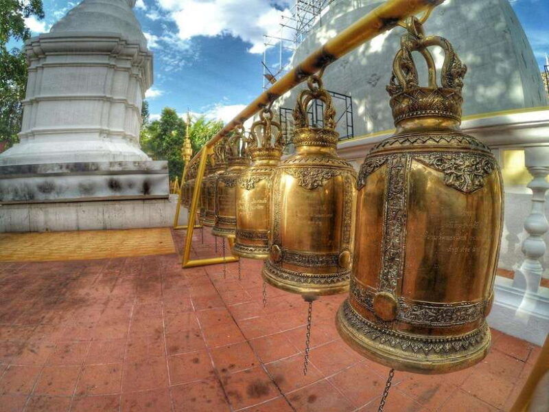 chiang-mai-doi-suthep-temple-and-old-city-walking-tour