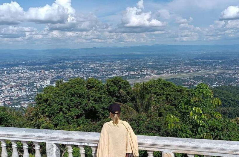 chiang-mai-doi-suthep-temple-wat-pha-lat-hike