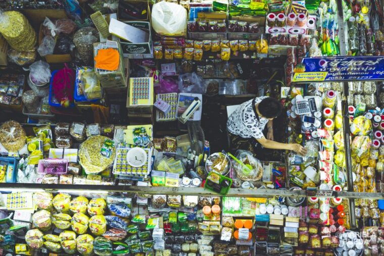 chiang-mai-doi-suthep-wat-pha-lat-wat-umong-spanish-tour