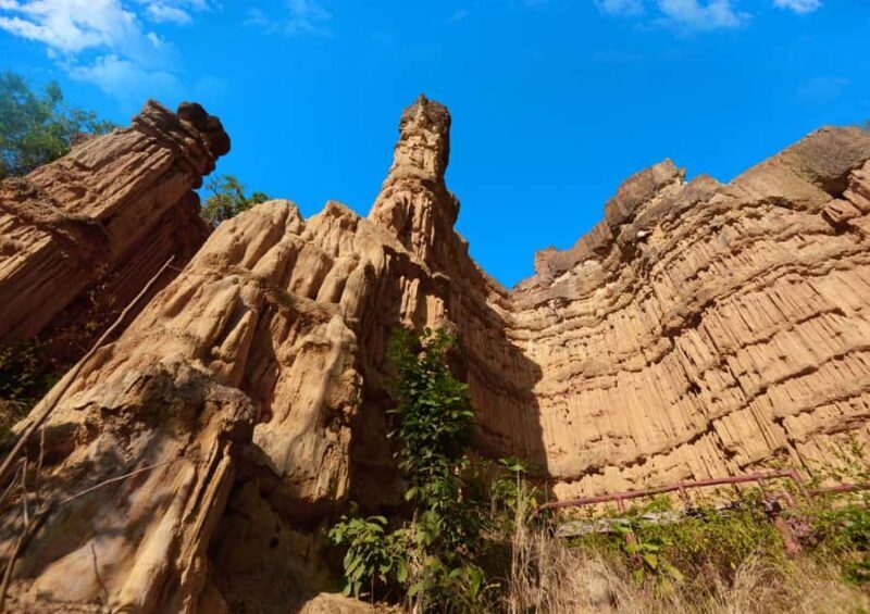 Chiang Mai: Elephant Sanctuary & Pha Chor Canyon - Key Points