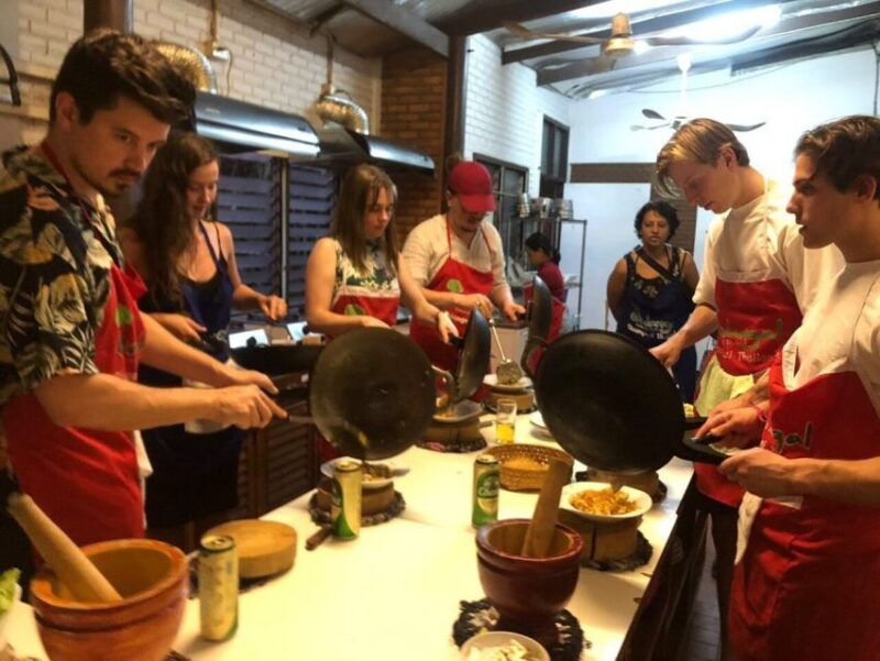 chiang-mai-evening-cooking-class-and-local-market-visit