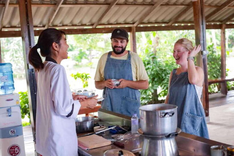 chiang-mai-half-day-cooking-course-at-a-thai-cooking-farm