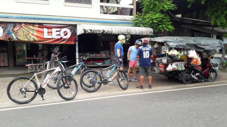 chiang-mai-half-day-private-bicycle-tour-with-lunch