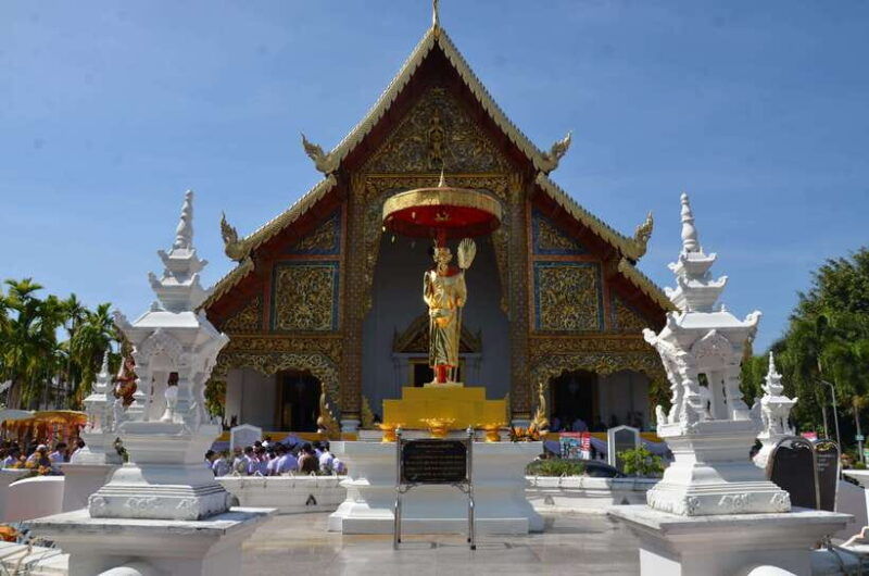 chiang-mai-historic-temples-and-city-guided-walking-tour