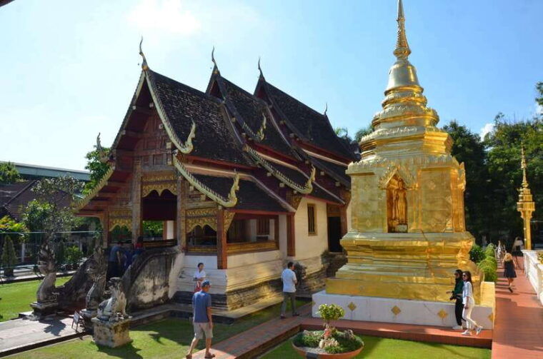 chiang-mai-historic-temples-and-city-guided-walking-tour