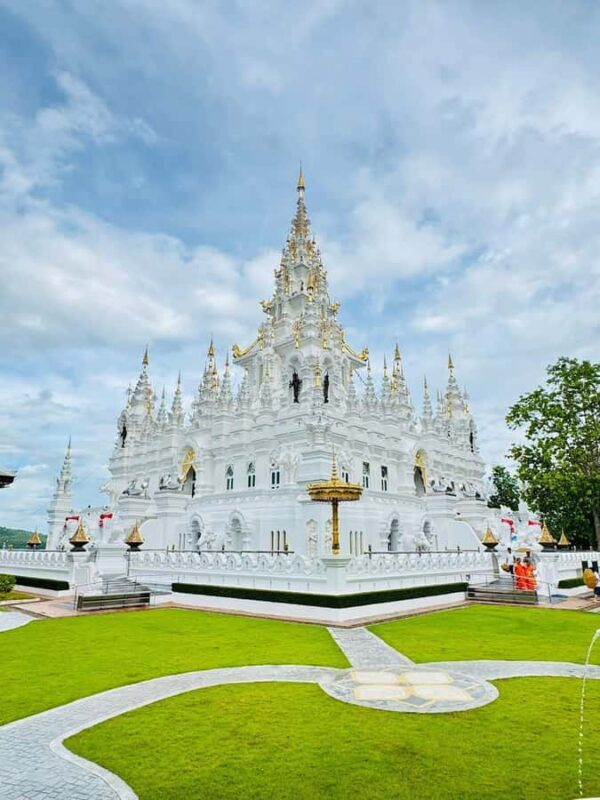 Chiang Mai: Loha Prasat & Mae Sap Cave Guided Day Trip - Key Points