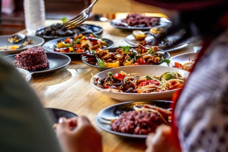 Chiang Mai: Mae Kampong Jungle Hike and Cooking Class - A Deep Dive into the Experience