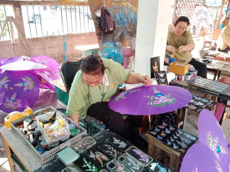 chiang-mai-mae-kampong-village-hot-springs-bor-sang-tour