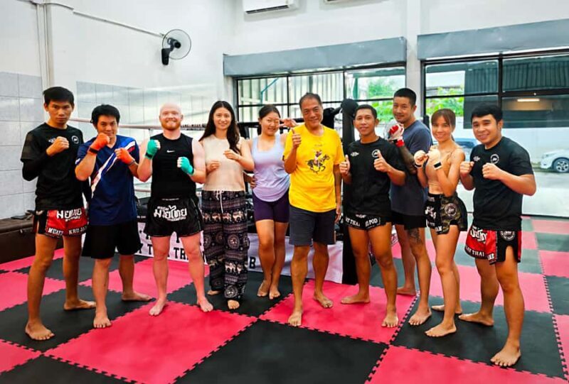Chiang Mai: Muay Thai Class, Street Food & Show with Pickup - Practical Tips for Travelers