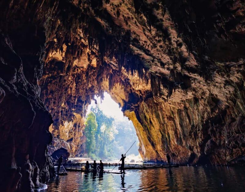 Chiang Mai: Pai Highlights & Nam Lod Cave Private Day Tour - Key Points