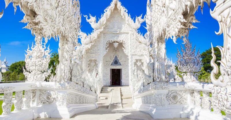 Chiang Mai: Private Chiang Rai Temples & Golden Triangle - Who Should Consider This Tour?