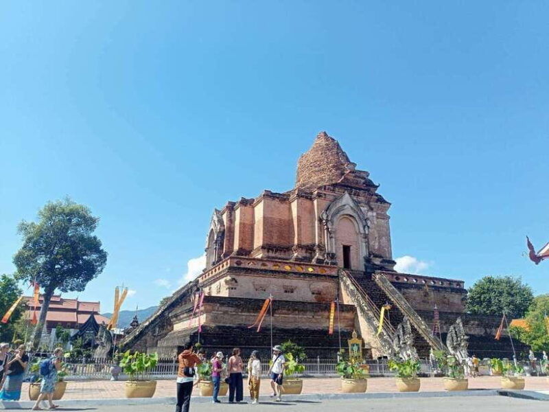 chiang-mai-private-city-tuk-tuk-tour