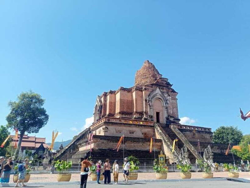 chiang-mai-private-city-tuk-tuk-tour