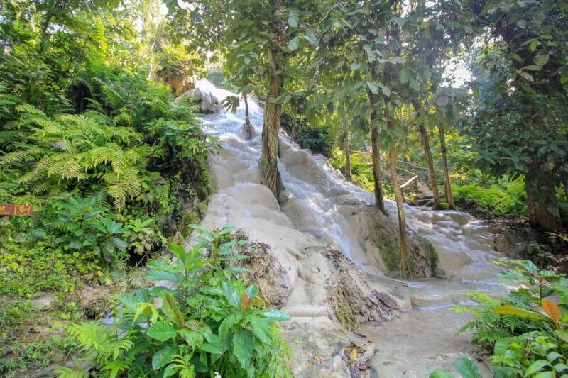 chiang-mai-sticky-waterfall-chet-si-fountain-park-transfer