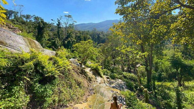 chiang-mai-sticky-waterfall-chet-si-fountain-park-transfer