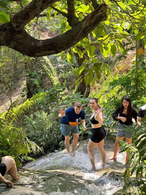 chiang-mai-sticky-waterfall-half-day-tour-hotel-transfer