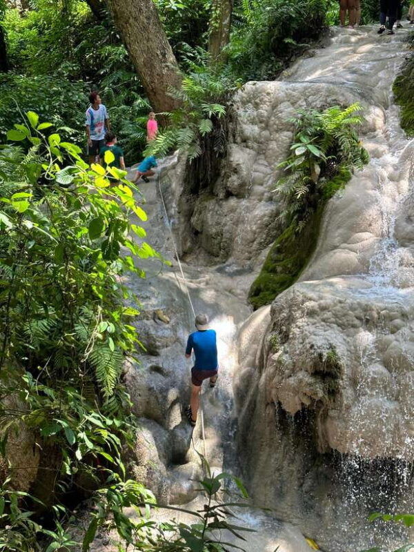 chiang-mai-sticky-waterfall-half-day-tour-hotel-transfer