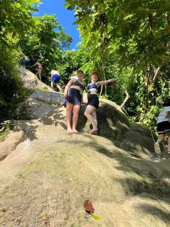 chiang-mai-sticky-waterfall-scenic-loop-unseen-lake-temple