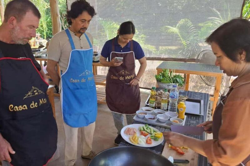 Chiang Mai: Thai Cooking Class & Village Cycling Tour - Key Points