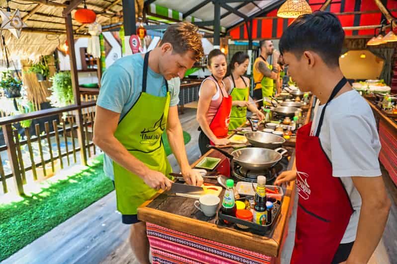 Chiang Mai: Traditional Thai-Akha Cooking Class& Market Tour - Introduction: A Taste of Hilltribe Heritage and Flavors
