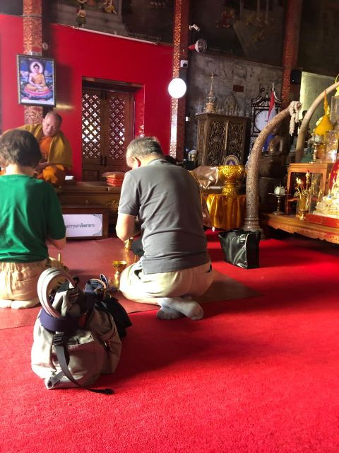 chiang-mai-wat-pha-lat-wat-phra-that-doi-suthep-tour