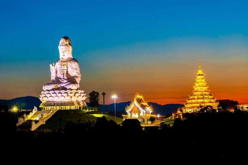 chiang-mai-white-blue-red-temples-tour-with-lalitta-cafe