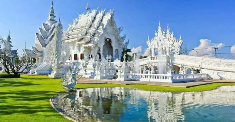 Chiang Mai: White Temple, Golden Triangle & Boat Tour - Discover the Charm of the Chiang Mai White Temple, Golden Triangle & Boat Tour