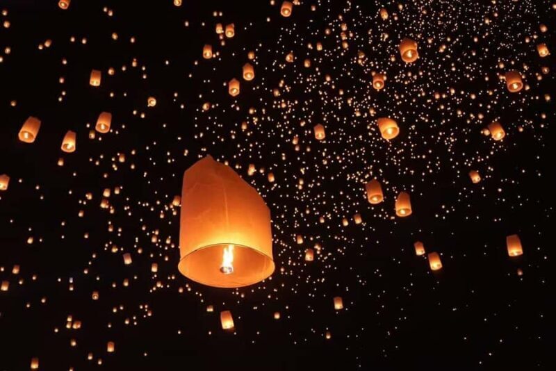 Chiang Mai Yi Peng Lantern Festival at Maejo University - Is It Worth the Price?