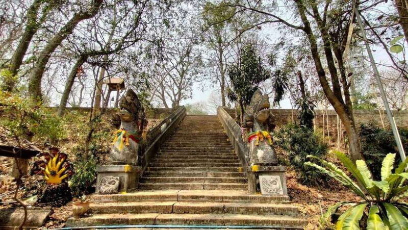 chiang-maiwat-phra-that-doi-suthep-wat-umong-evening-tour