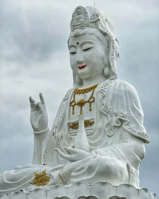 Chiang Rai 3 Temples Budget Tour with Long White Temple Stop - Practical Aspects of the Tour