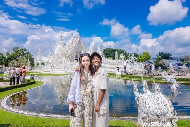 Chiang Rai 7 Incredible Highlights Tour Lunch Included - Starting With the White Temple: Wat Rong Khun