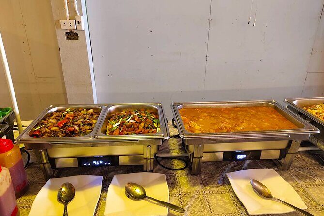 Chiang Rai Day Tour from Chiang Mai Red White and Blue Temples - What to Keep in Mind