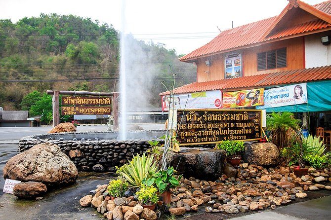 Chiang Rai Highlights Tour: White & Blue Temples and Black Museum - Who is This Tour Best Suited For?