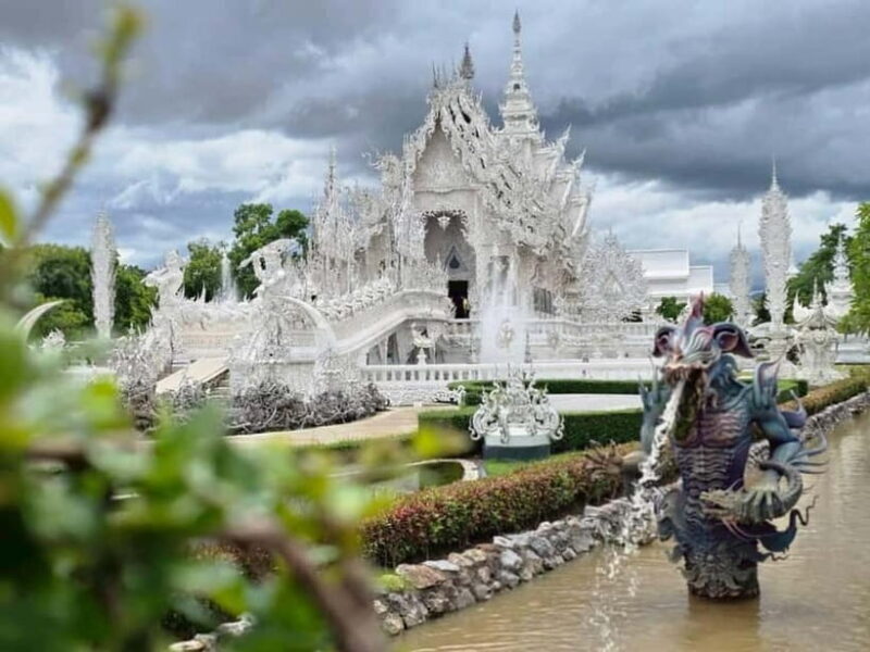 Chiang Rai: Private Tour with Driver and Custom Itinerary - FAQ