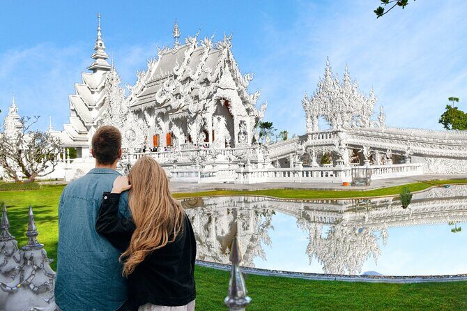 Chiang Rai Temple and Tea Plantation Private Tour from Chiang Mai - Pickup and Introduction