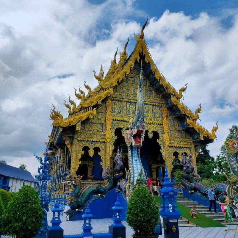 chiang-rai-temples-trip-with-sang-kaew-and-lalitta-cafe