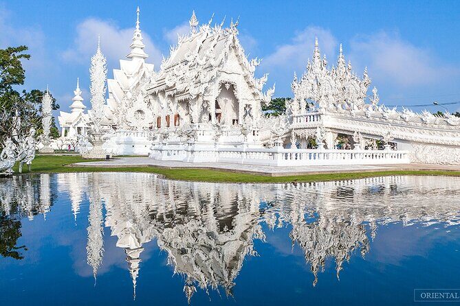 Chiang Rai White and Blue Temples with Lalitta Cafe - What’s the Value?