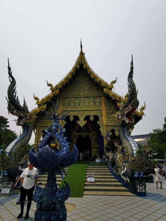 chiang-rai-white-blue-red-3-temples-tour