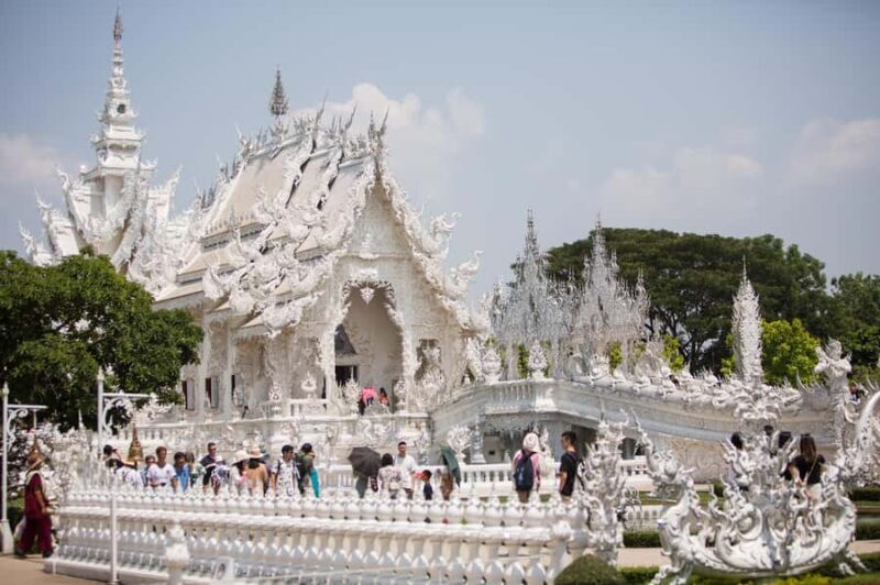 Chiang Rai Wonders: White, Blue & Red Temples and Hot Spring - FAQ