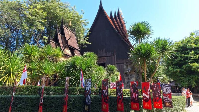 Chiang Rai:Guided Highlights attraction places private tour - Practical Details & Tips