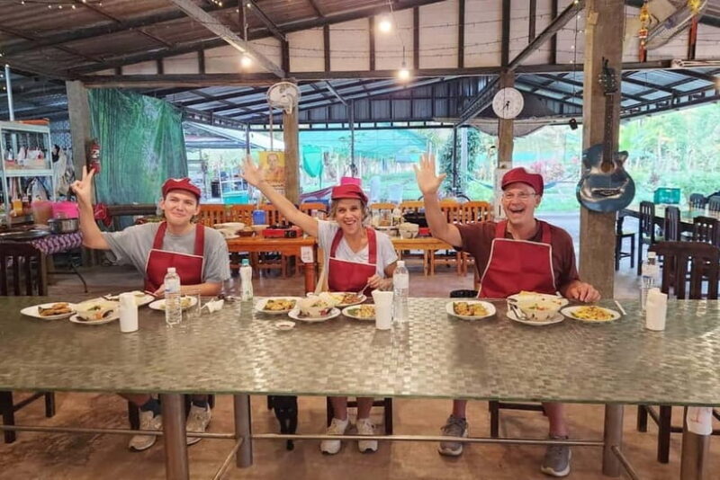Chiang Rai:Lanna Home Cooking Class at Give Green Farm House - The Overall Value of the Experience