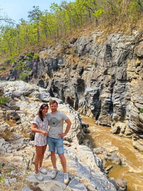 chiangmai-rainbow-cave-unseen-canyon-and-lanna-temple