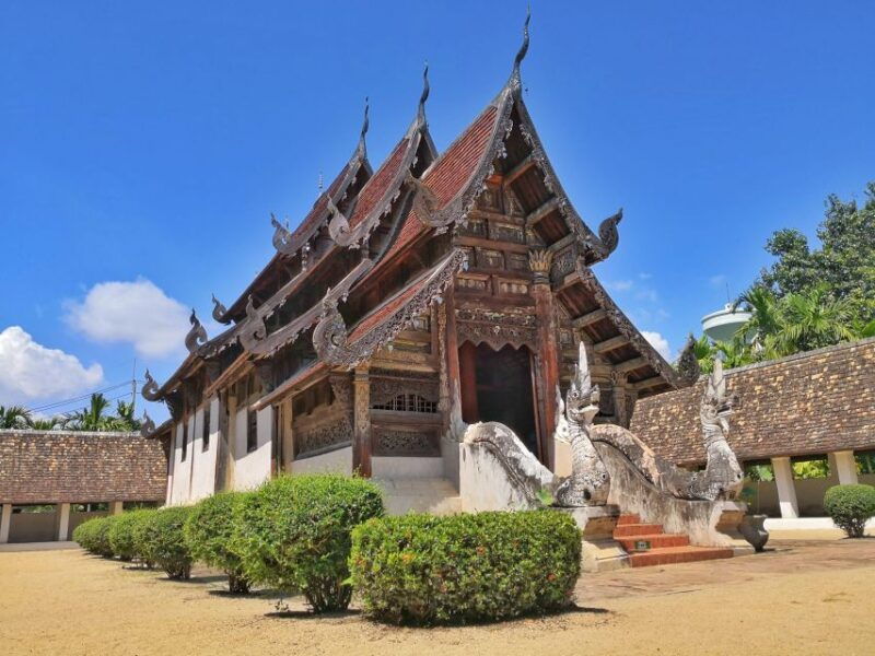 chiangmai-rainbow-cave-unseen-canyon-and-lanna-temple
