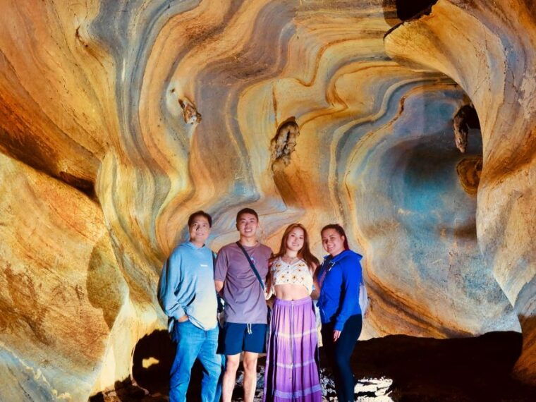 chiangmai-rainbow-cave-unseen-canyon-and-lanna-temple