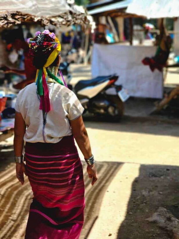 chiangmai-sticky-waterfall-long-neck-karen-village