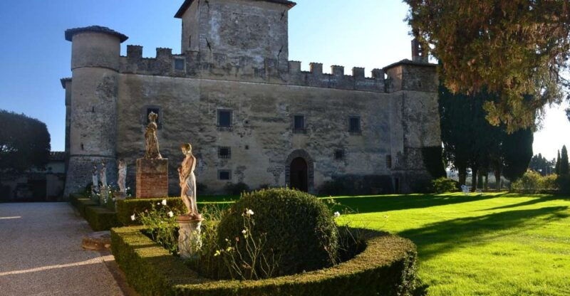 chianti-rufina-wine-tour-in-castle-historical-villa