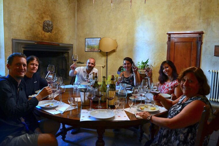 chianti-rufina-wine-tour-in-castle-historical-villa