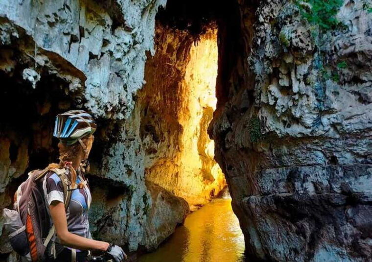 chiapas-bike-ride-to-the-underground-wonders